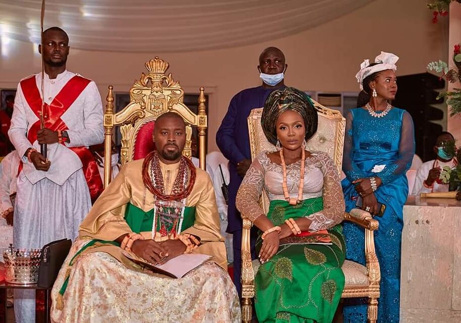 The Royal Iwere Christmas Carol