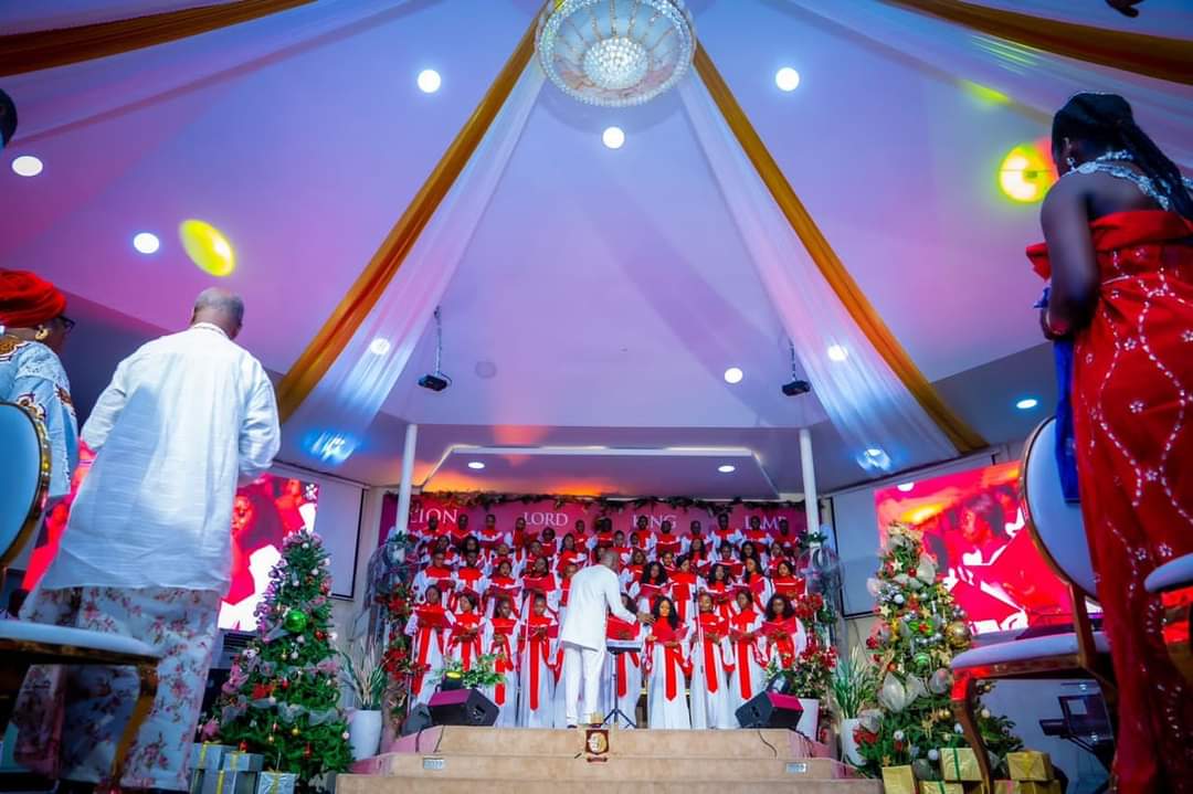 2022 Royal Iwere Christmas Carol