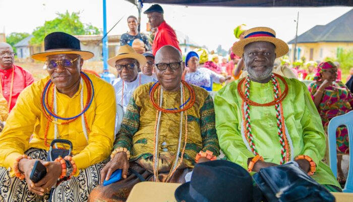 Chief Oma Eyewuoma celebration at Ode-Itsekiri 00451_1137746611690076_5864898231570172189_n