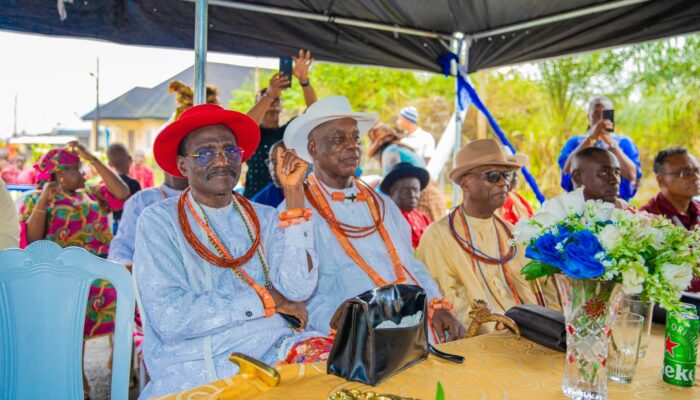 Chief Oma Eyewuoma celebration at Ode-Itsekiri 02461_1137746415023429_2565834030442877511_n