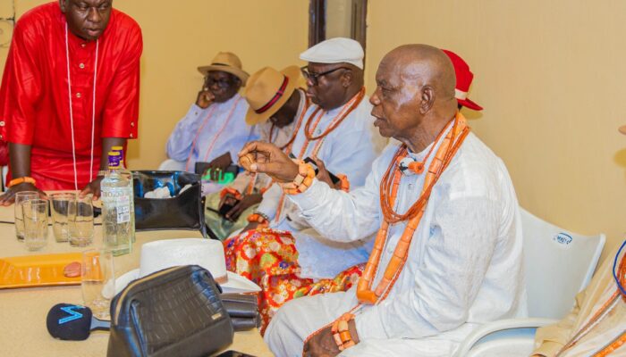 Chief Oma Eyewuoma celebration at Ode-Itsekiri 03292_1137744135023657_3471864668916637982_n