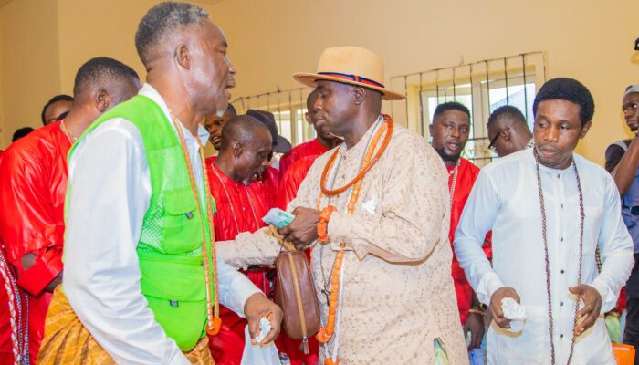 Chief Oma Eyewuoma celebration at Ode-Itsekiri 12913_1137745031690234_2334275374285419246_n