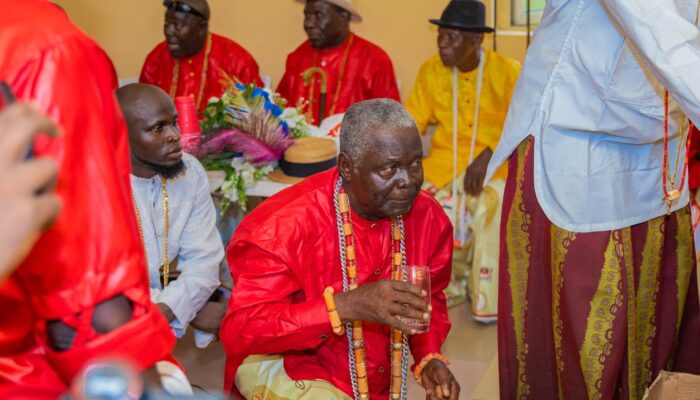 Chief Oma Eyewuoma celebration at Ode-Itsekiri 28787_1137744541690283_7911631317077674859_n
