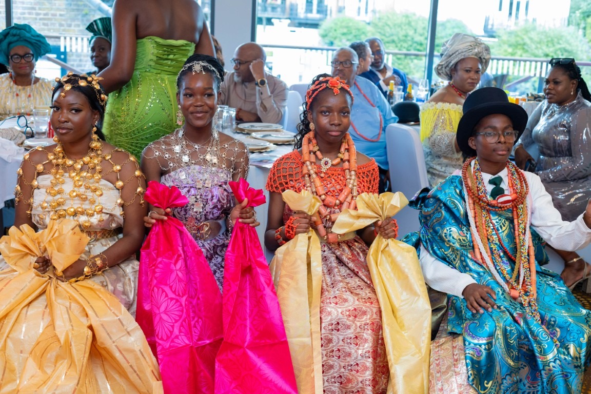 Ugbajo Itsekiri UK 12th Gala and Charity Nite A8655 (Medium)